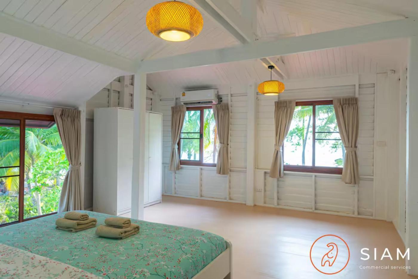 The Wooden Beach House 3Br - Sunset Beach Garden Taling Ngam  Экстерьер фото