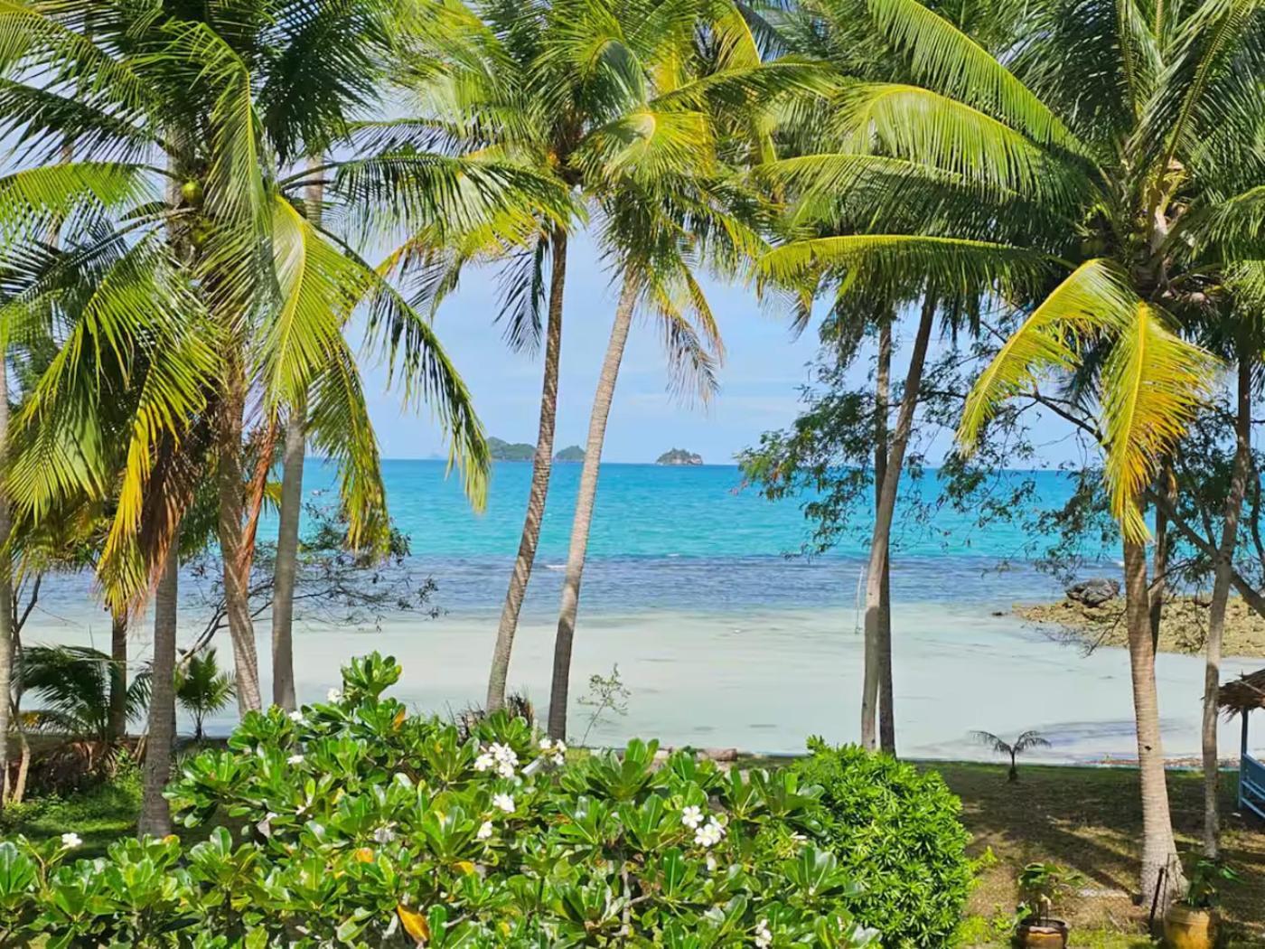 The Wooden Beach House 3Br - Sunset Beach Garden Taling Ngam  Экстерьер фото