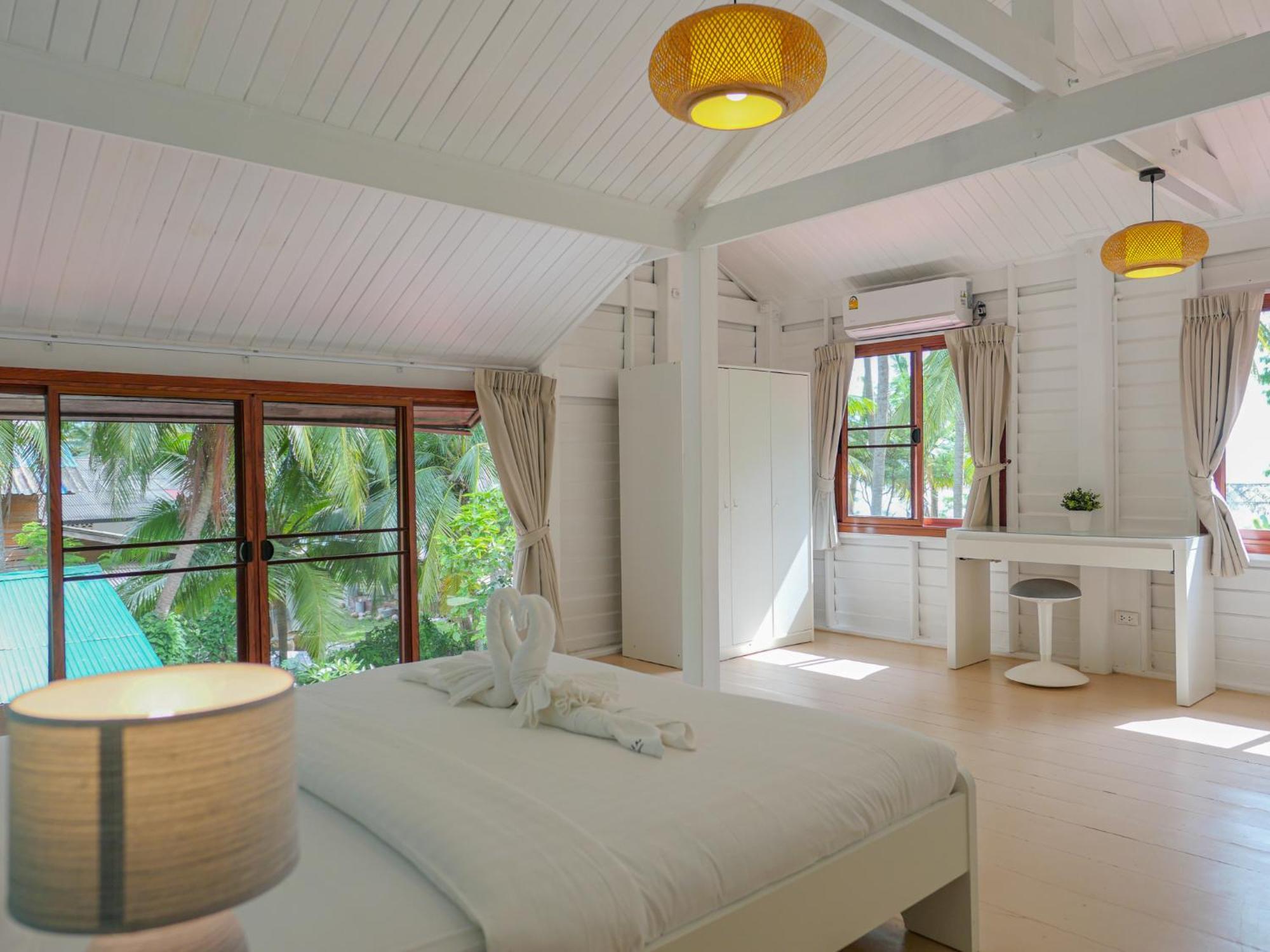 The Wooden Beach House 3Br - Sunset Beach Garden Taling Ngam  Экстерьер фото